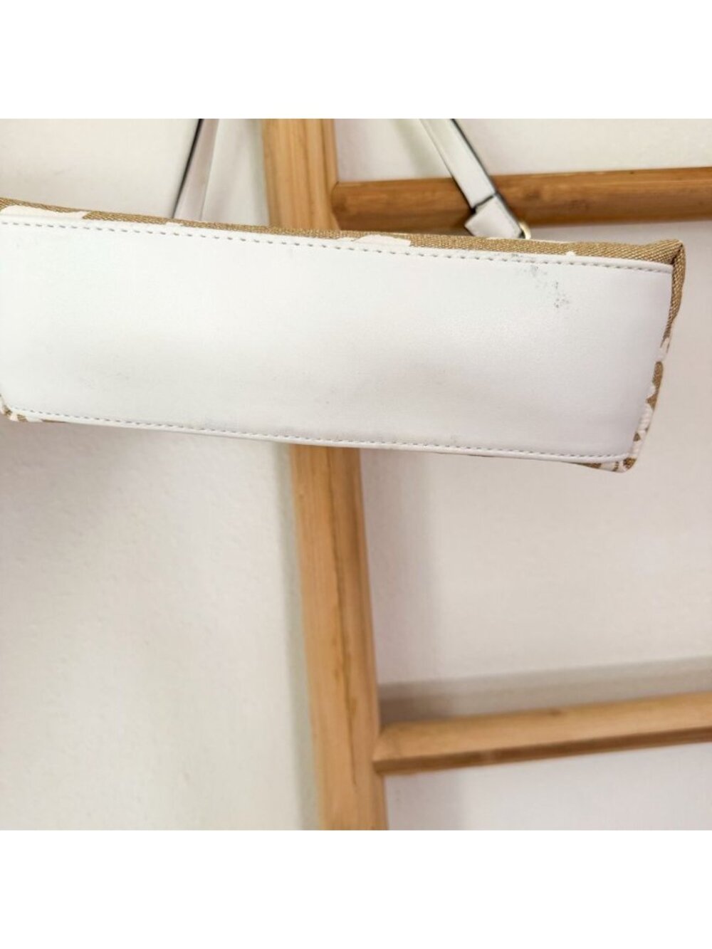 Juicy Couture Y2K Canvas Logo Baguette Shoulder Bag Beige White Chain - Picture 3 of 7